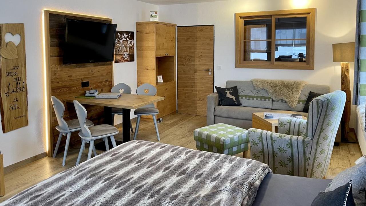 Montana Haus, A13 Apartment